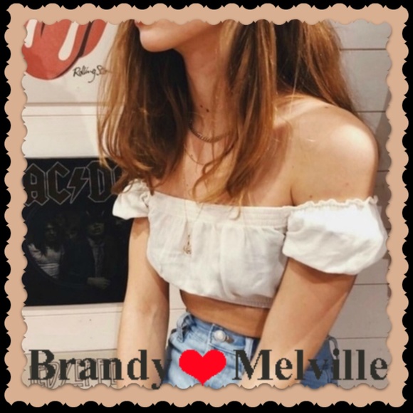 Brandy Melville Tops - Brandy Melville mira dora Top